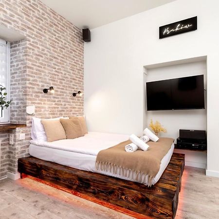 Wow Apartment By Cozyplace Krakow Bagian luar foto